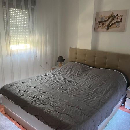 Modern Reality Apartment Kumanovo Exterior photo