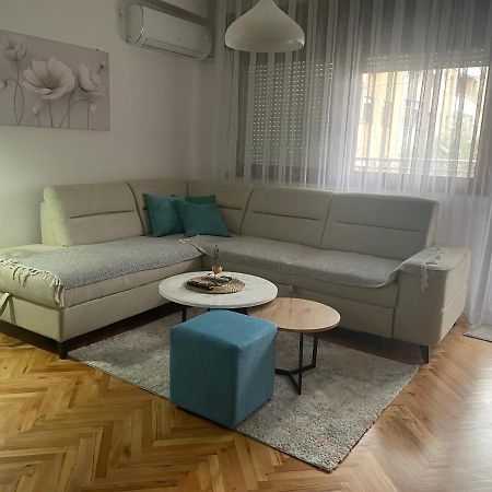 Modern Reality Apartment Kumanovo Exterior photo