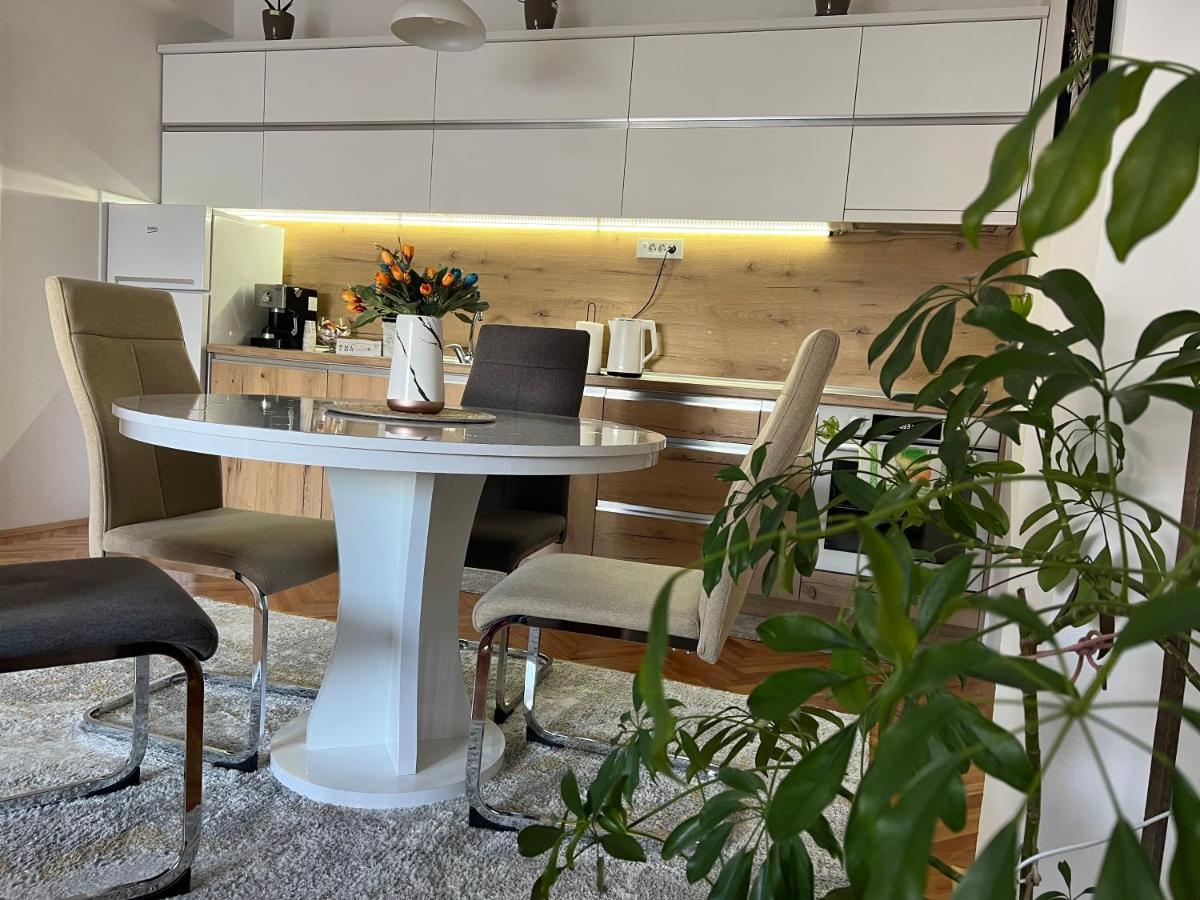 Modern Reality Apartment Kumanovo Exterior photo
